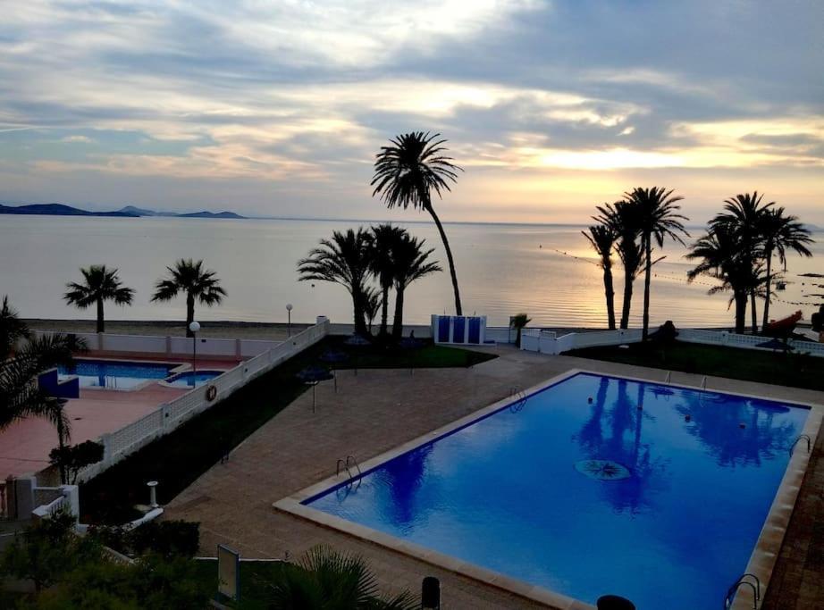 Apartamento En Primera Linea De Playa Murcia Bagian luar foto